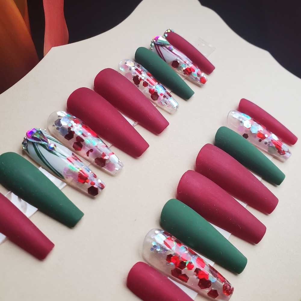 Press on Nails - Picture 3 of 6